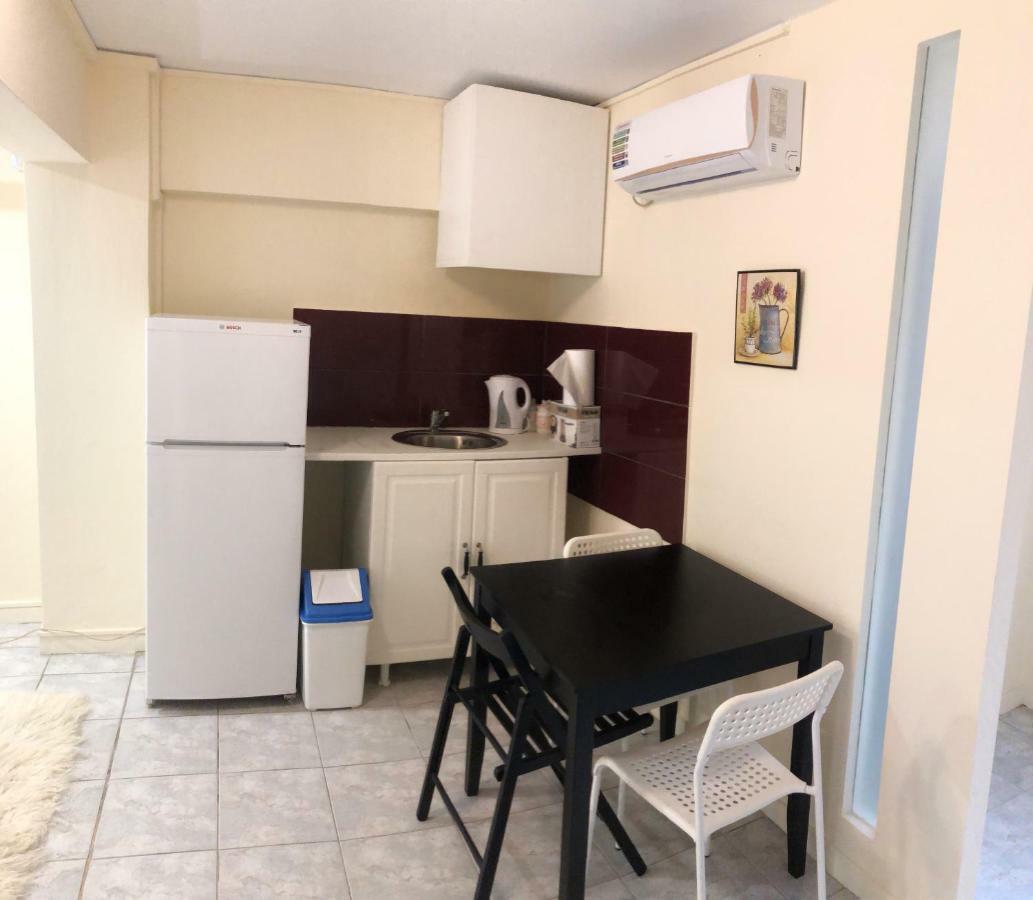 Sunmer Apartment 1Minute From Sea, 15 Min From The Airport Artemis City Center Eksteriør bilde